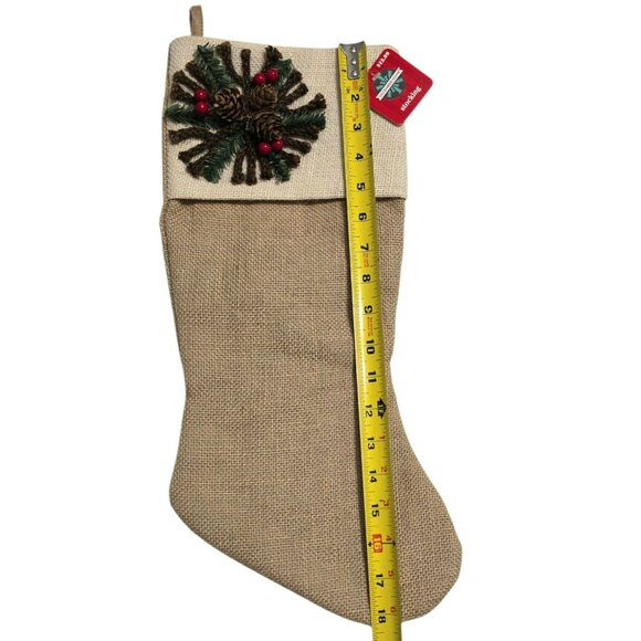 New Rustic Burlap Christmas Stocking Wreath Flower Pinecone Berry Holiday Decor - Picture 4 of 6